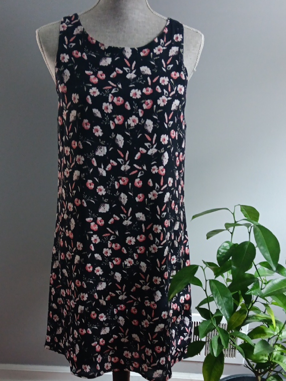 Floral Valencia Dress A-Line woman's size S